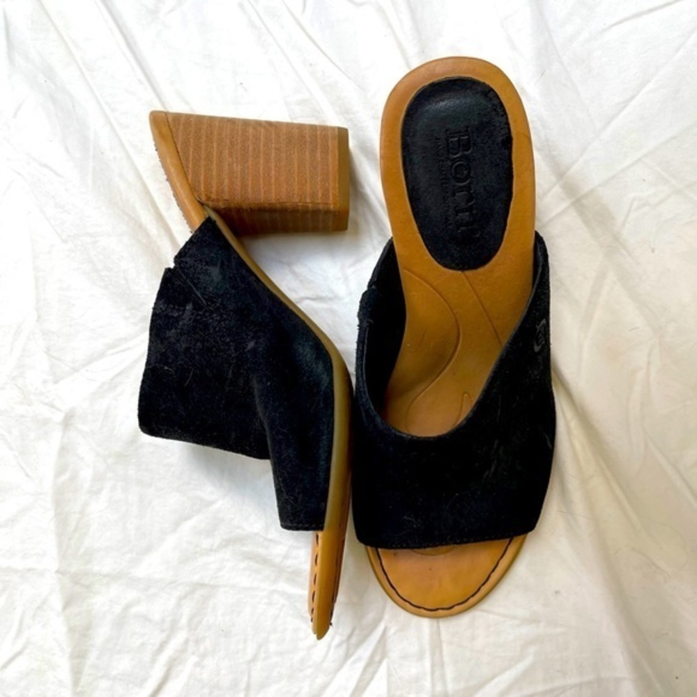 Born Sandals With Heel